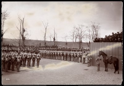 Die Prozession zur Einweihung von Grants Grabmal am Riverside Drive, vermutlich am 27. April 1897, New York (Silbergelatineabzug) von Byron Company